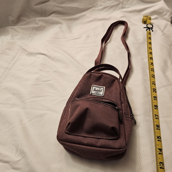 Herschel Supply Nova Crossbody bag - Picture 4 of 8